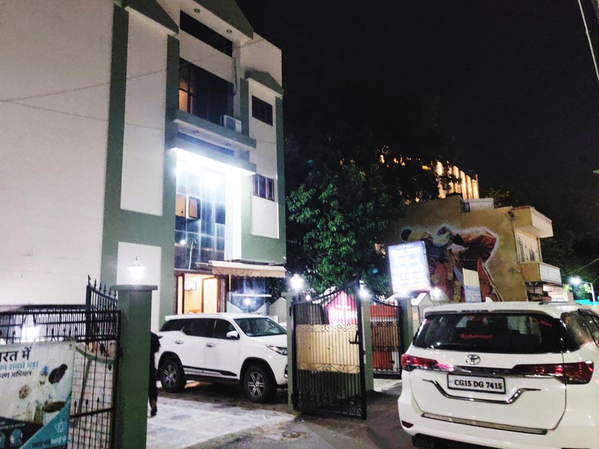 Hotel Aman Palace Prayagraj Exterior foto